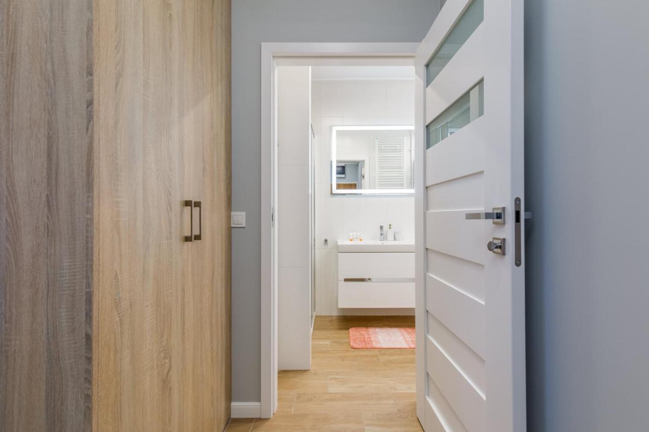 Apartment Rybacka With Parking&Balcony By Noclegi Renters Międzywodzie Exterior foto